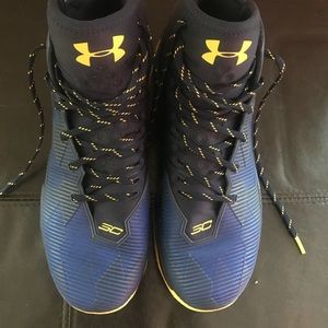 Under Armor Curry 2.5 new without box size 12